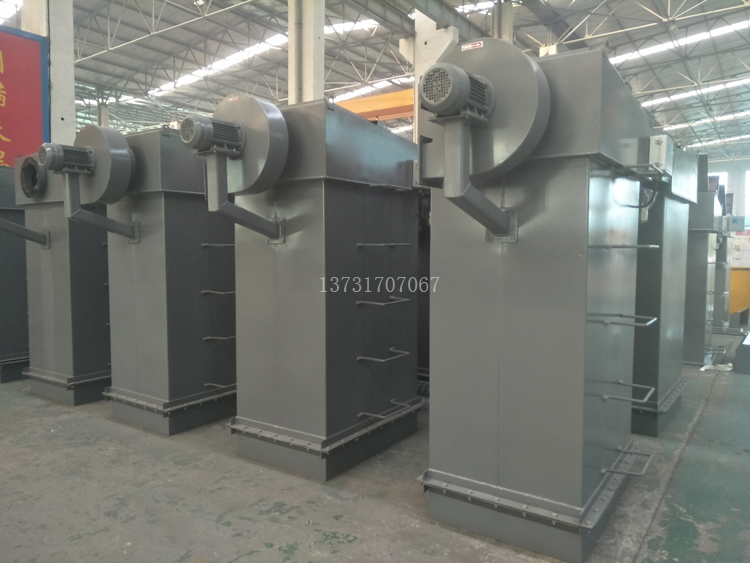 2018年最新研發(fā)15m2、25m2倉(cāng)頂布袋除塵器投放市場(chǎng)